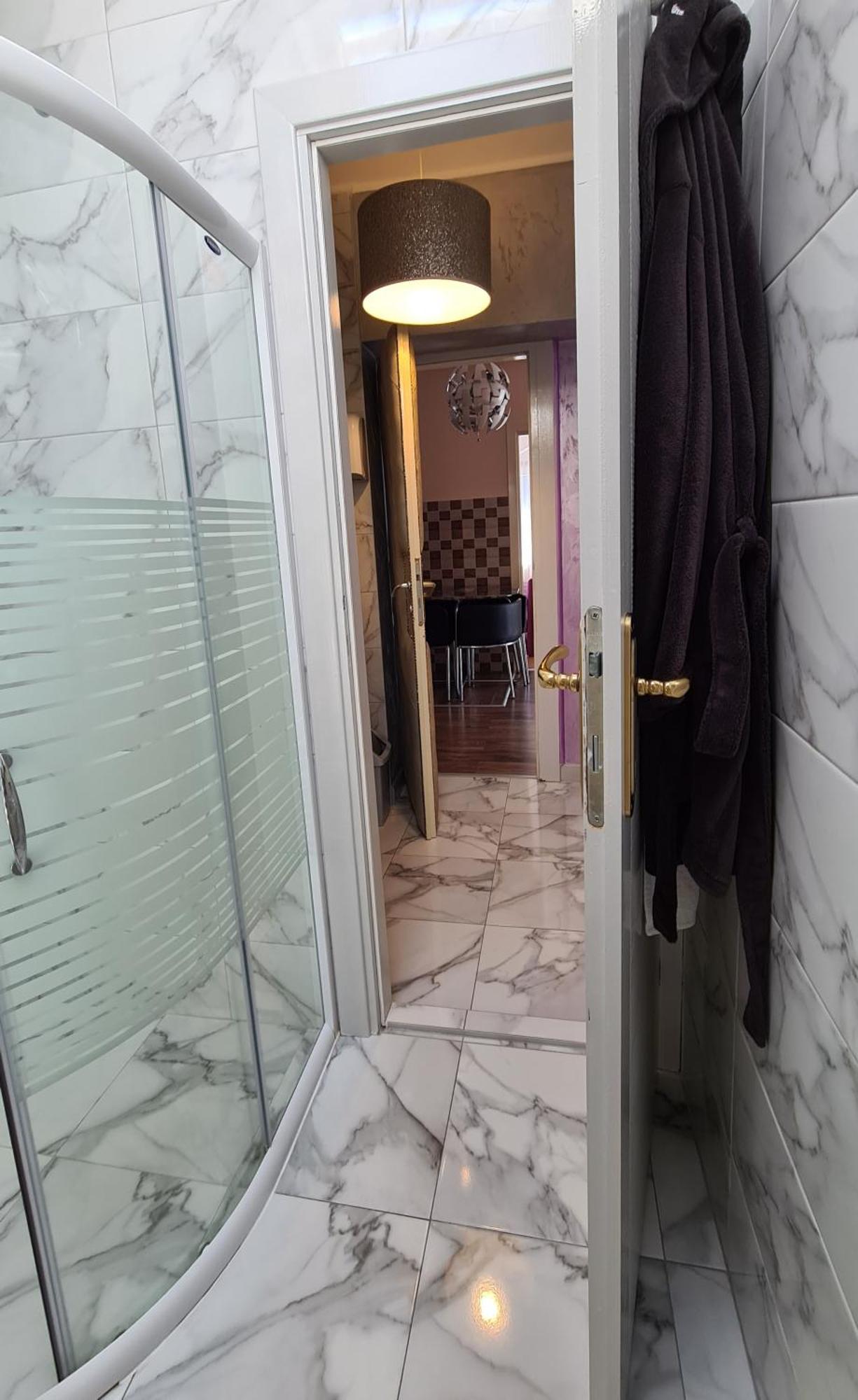 Lux Apartments With Pool Dex Zemun Polje Exterior foto